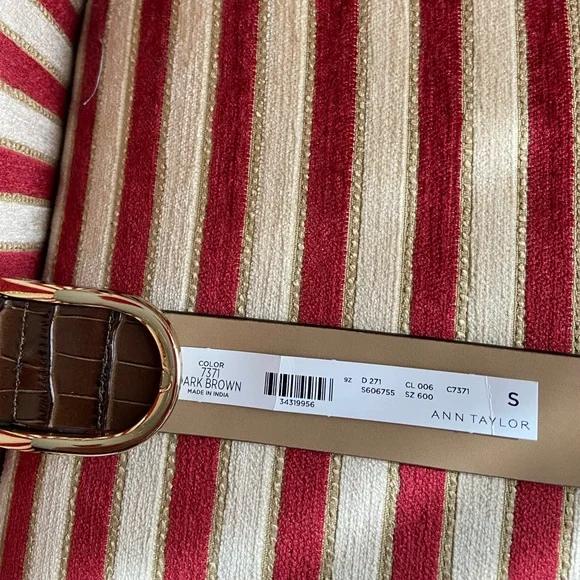 Ann Taylor Belts Size small lot of 3 - Picture 3 of 4